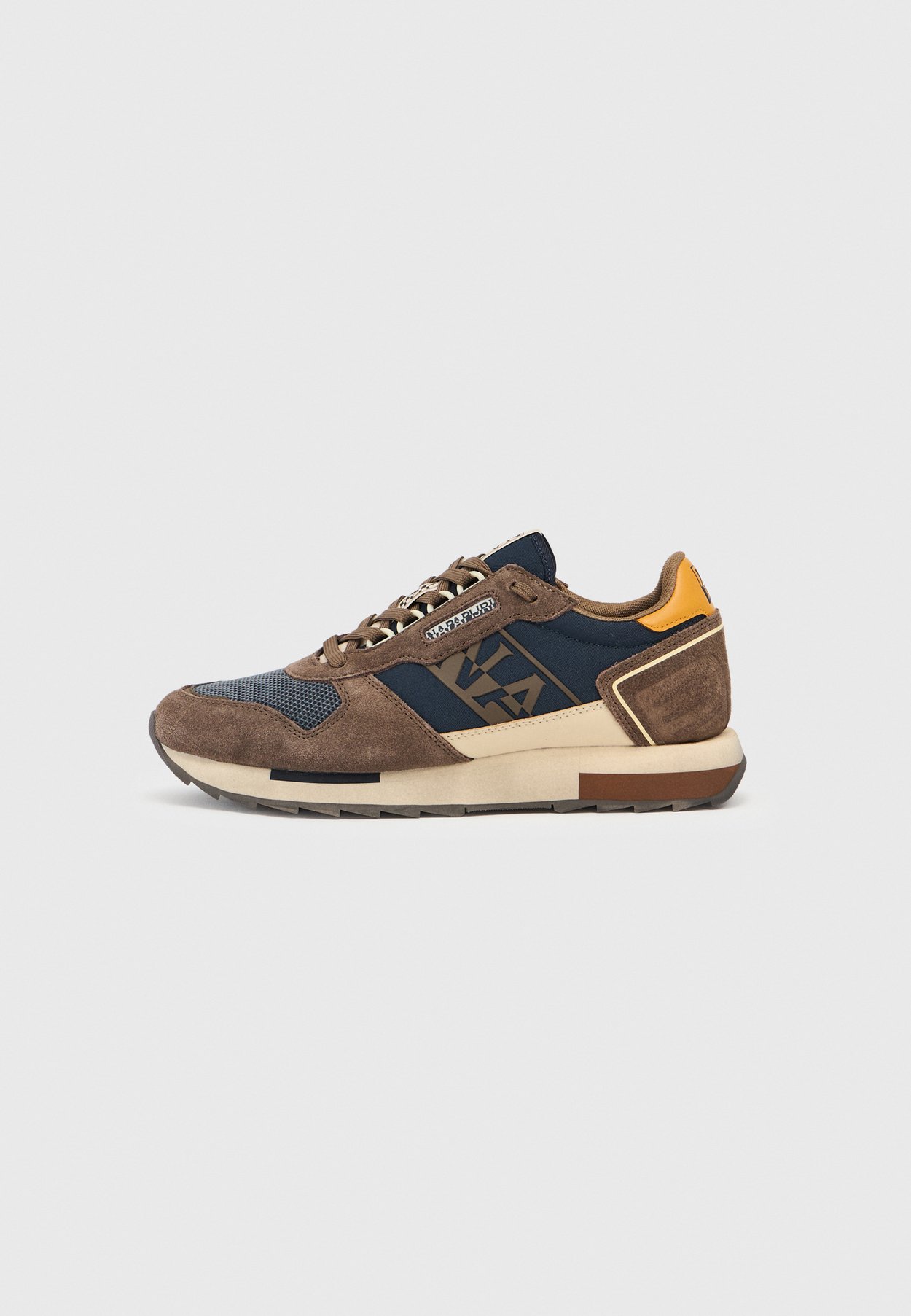 Sneaker low