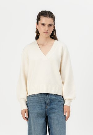 Vero Moda VMBOOM V NECK VER - Stickad tröja - birch melange