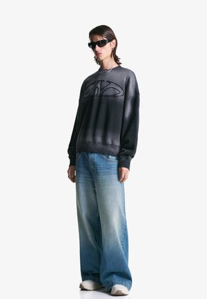 Bershka MEGA BAGGY  - Loose Jeans - blue denim
