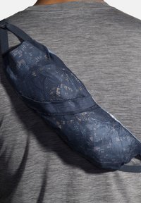 Brooks CANOPY - Striukė bėgimui - endurance