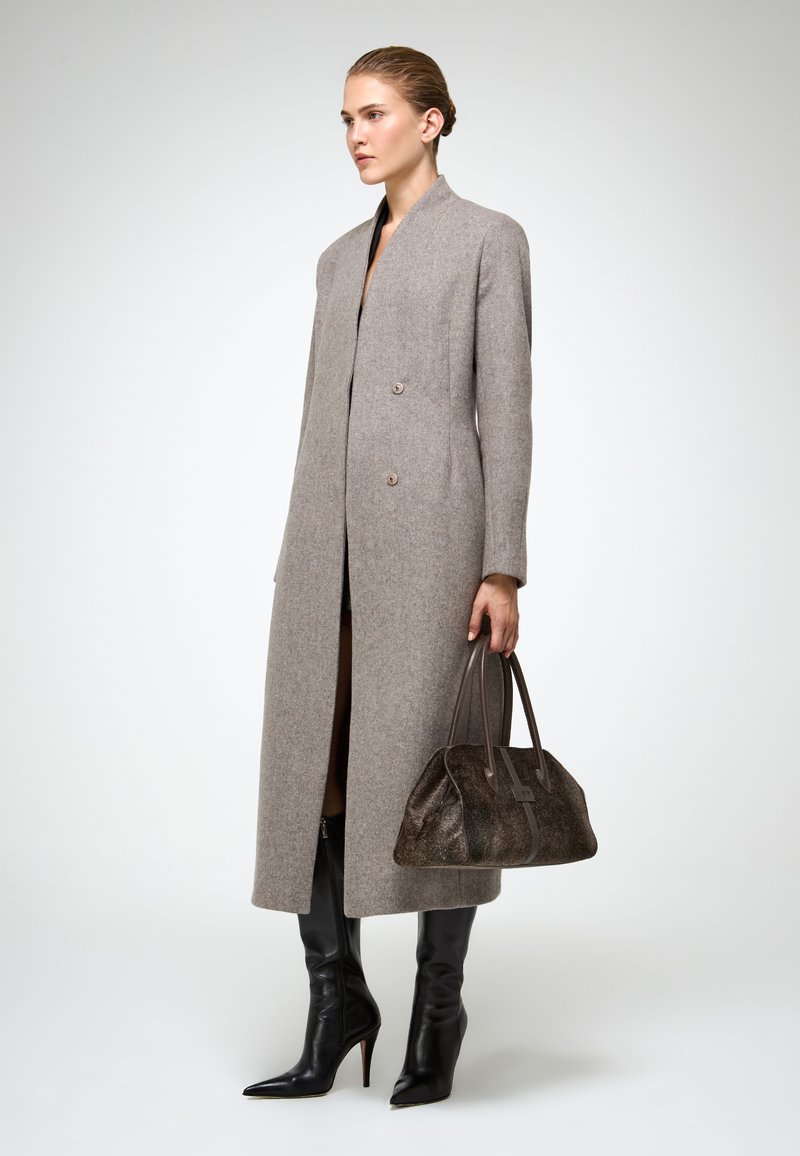 Giacca primaverile donna: i capispalla sempre di moda | iO Donna