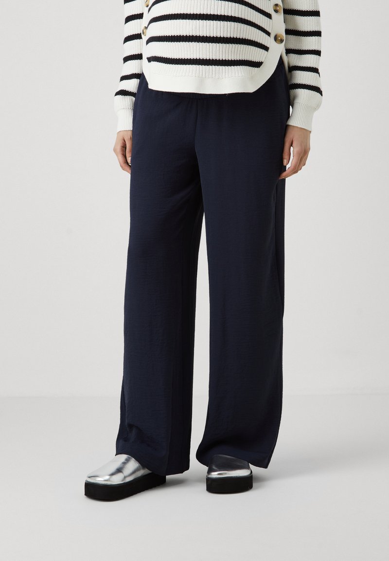 Vero Moda Maternity - VMMALVA WIDE - Pantalones - night sky, Ampliar