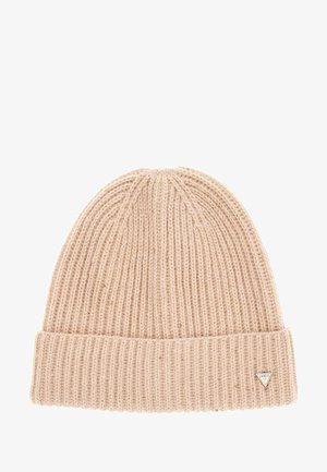 Berretto di maglia rosa chiaro con texture a coste, caratterizzato da un risvolto e un piccolo logo metallico sul lato.