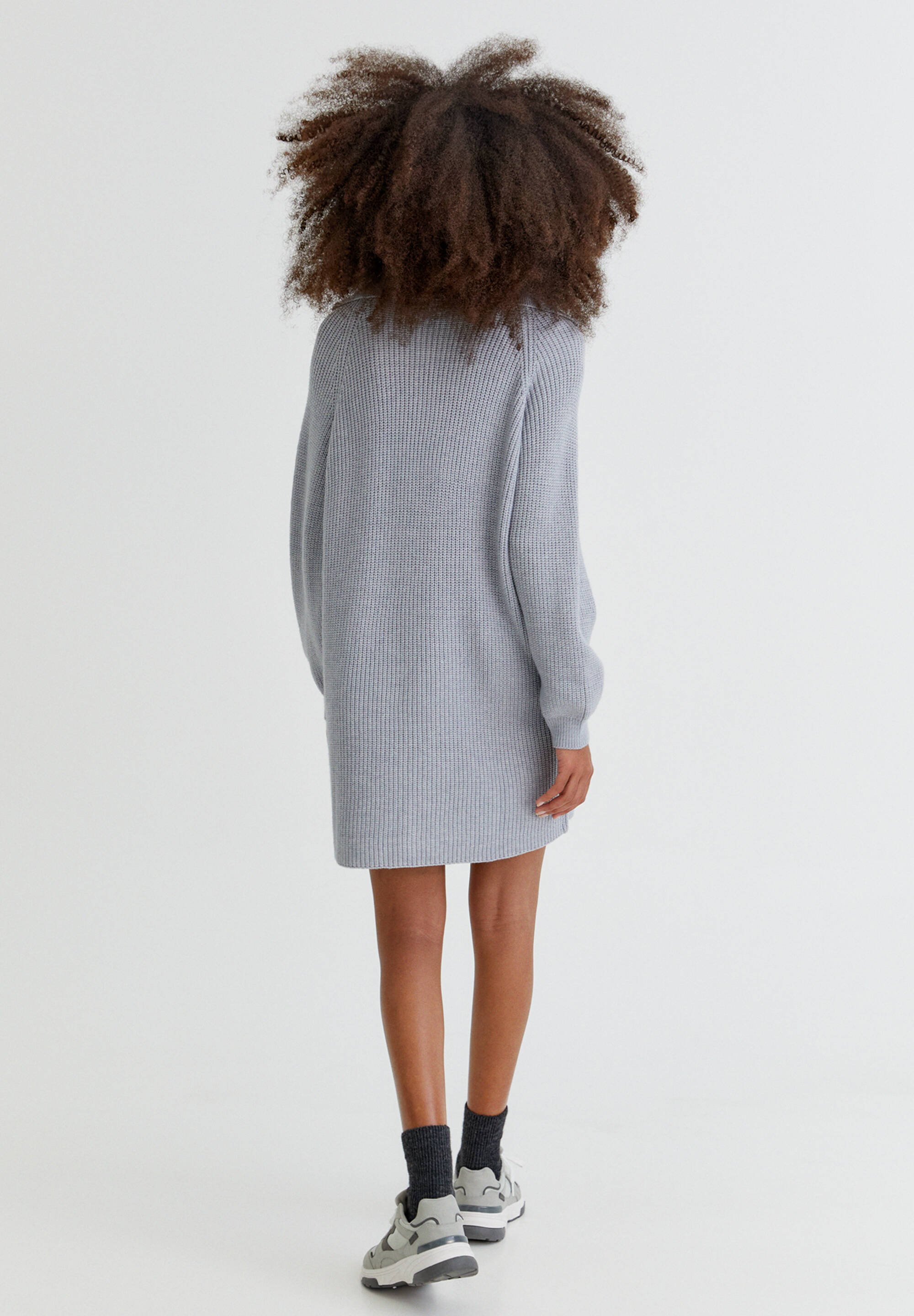 robe pull pull and bear