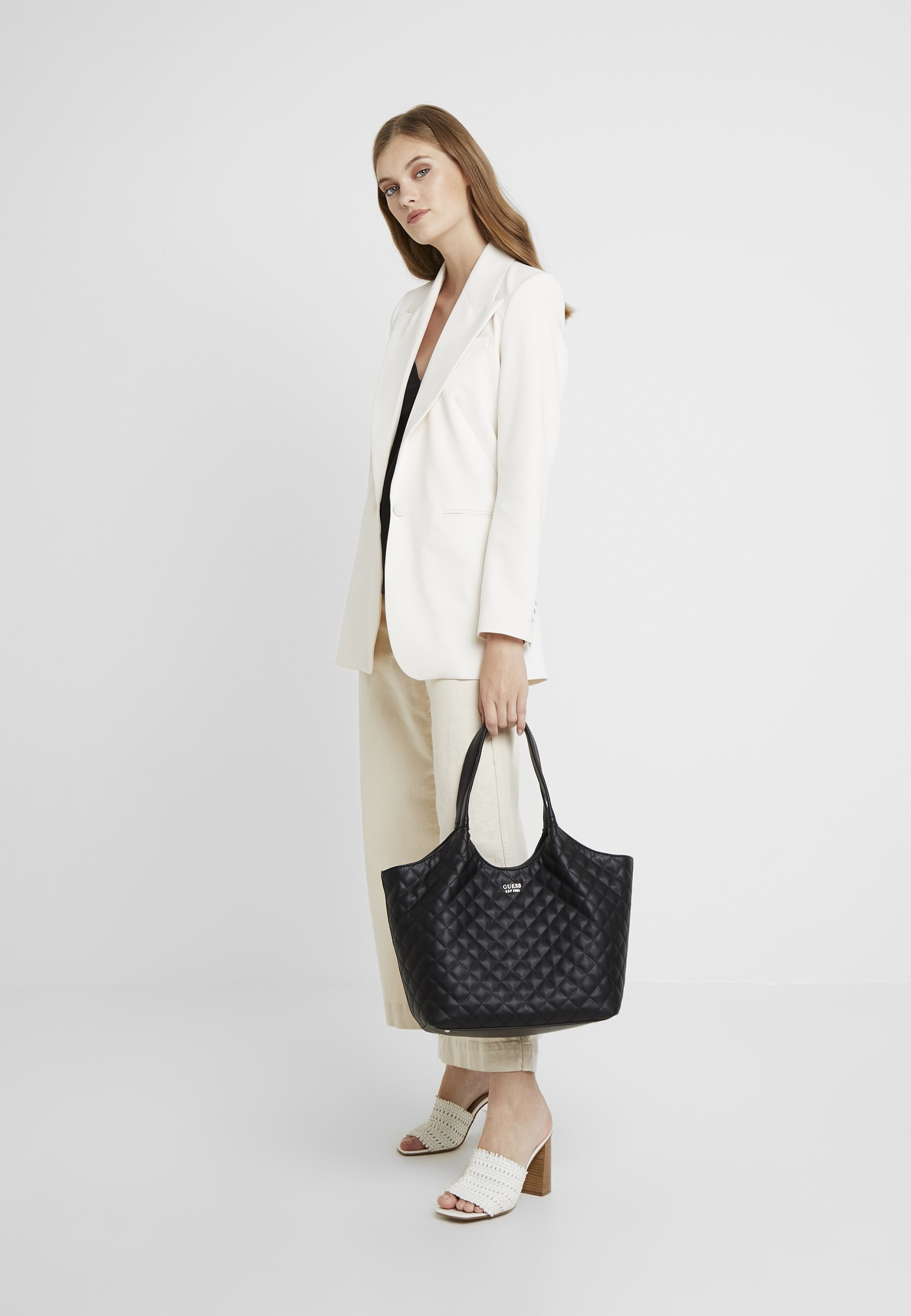 Guess MIRIAM SET Håndveske black Zalando.no Guess MIRIAM SET Håndveske forest Zalando.no