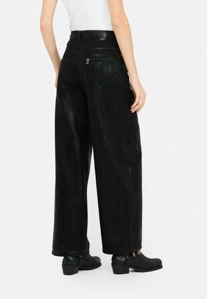 Uvrstitev 7: LIU JO - MIT BESCHICHTUNG - Široke hlačnice