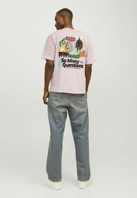 Jack & Jones RUNDHALS   - Camiseta estampada - fairy tale
