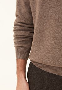 Oscar Jacobson SALIM ROLLNECK - Sweter