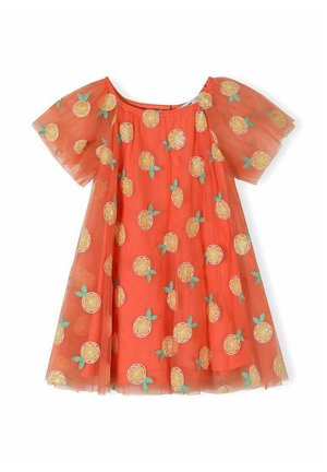 Pomarańczowa sukienka z krótkim rękawem, przezroczystymi bufkami i wzorem haftowanych pomarańczy z zielonymi liśćmi na całej powierzchni.