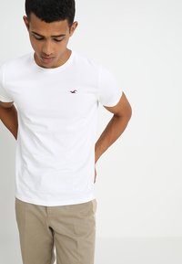 Hollister Co. Icon Crew T-Shirt 3-Pack - Pamata T-krekls - white