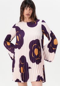 Marimekko FROSTI TUMMA - Rochie de zi - light pink/dark violet/brown