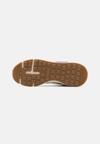 Tommy Hilfiger LIGHT HYBRID BOOT - Botines con cordones - desert sky