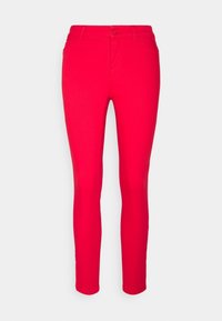 Jeans rojos con ajuste slim, confeccionados en un material de algodón elástico. Incluyen un cierre de botón y bolsillos estándar.
