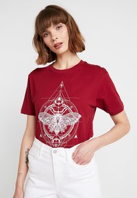 Mister Tee - MOTH  - T-shirts print - burgundy Miniaturebillede 1