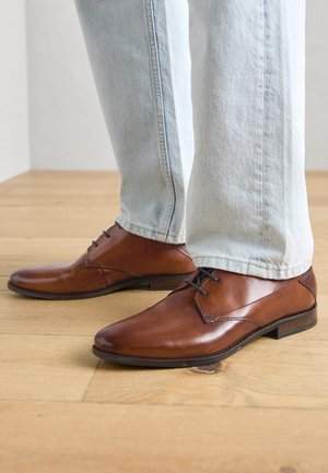 Business-Schnürer - cognac