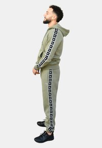 Lacoste CHANDAL  - Chándal - verde