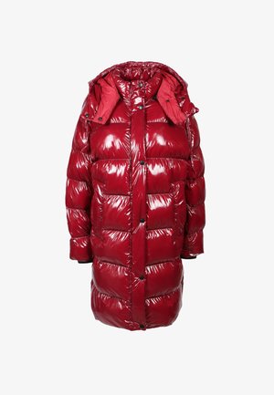 Rote Daunenjacke mit glänzender Oberfläche, ausgestattet mit einer Kapuze, Druckknöpfen und großen, gesteppten Abschnitten. Strukturiert mit einem glänzenden Erscheinungsbild.