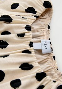 REGULAR FIT - BUBBLE HEM - Blūze - cream black polka dot