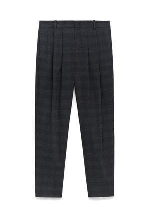 Ciemnoszare dopasowane spodnie z teksturowanej tkaniny, z przodu z fałdami, prostymi nogawkami i subtelnym wzorem w kratę.