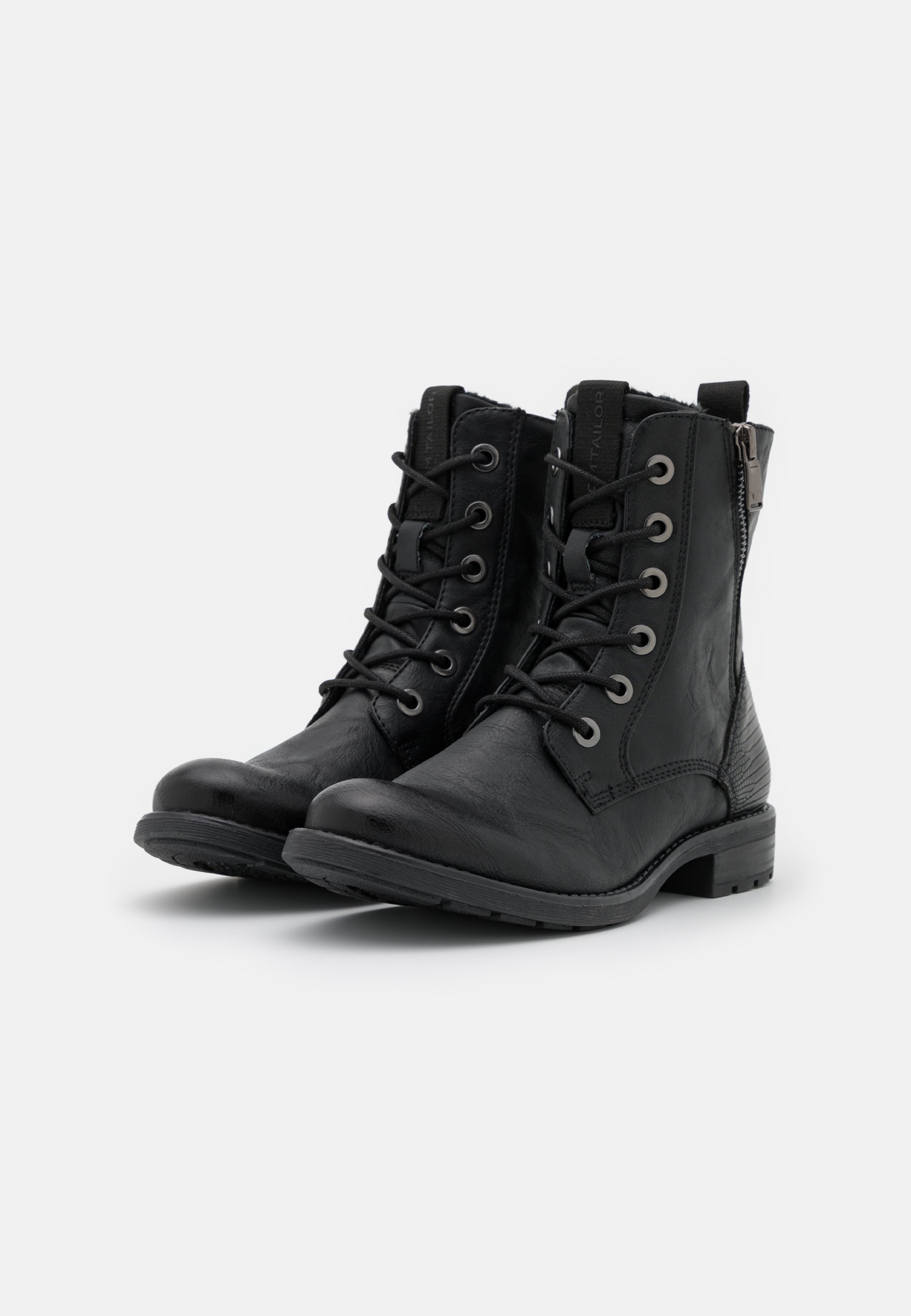 roxy tierra boot