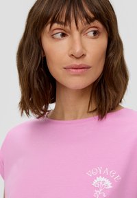s.Oliver RELAXED FIT jasnoróżowy