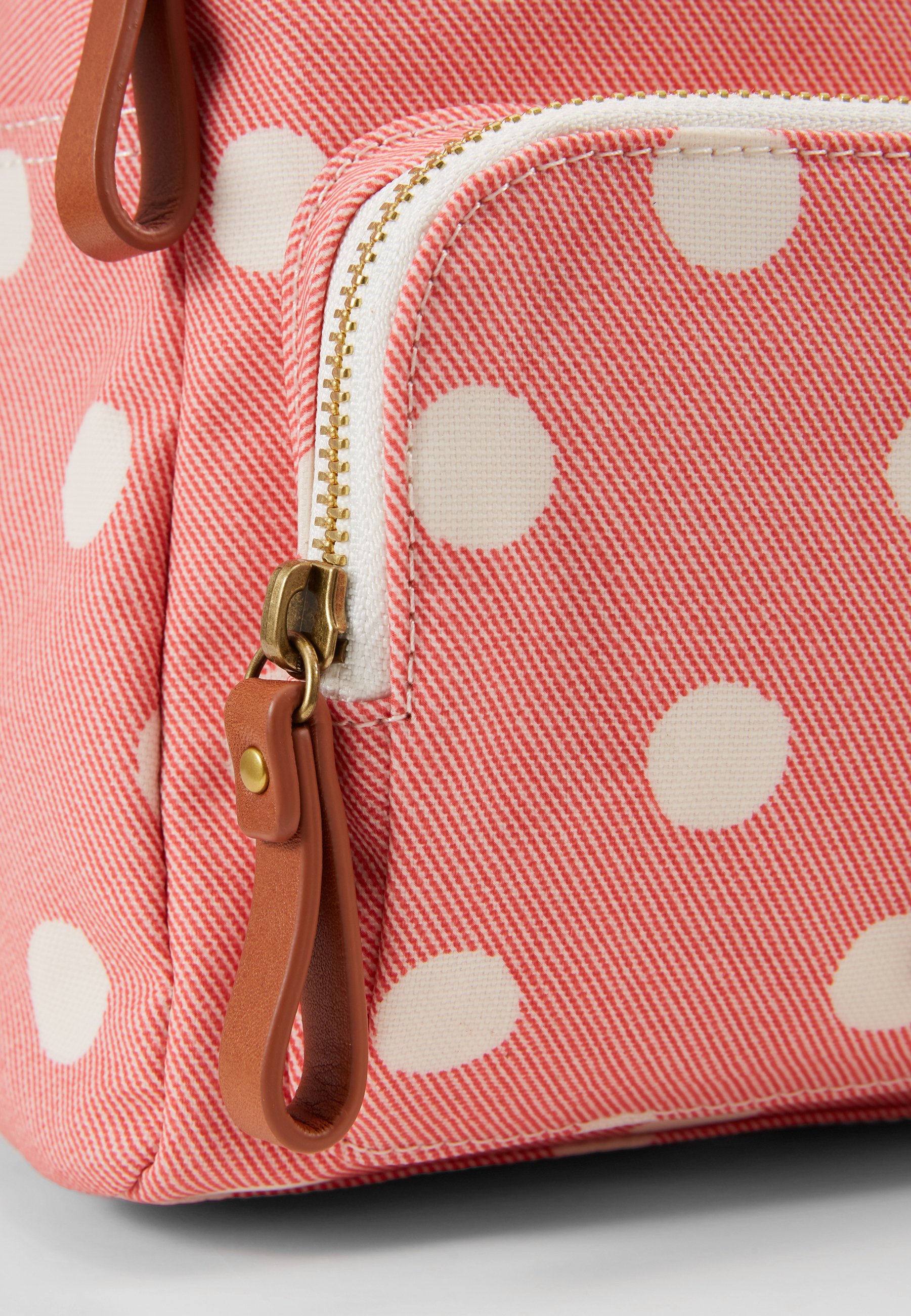 brampton small pocket backpack