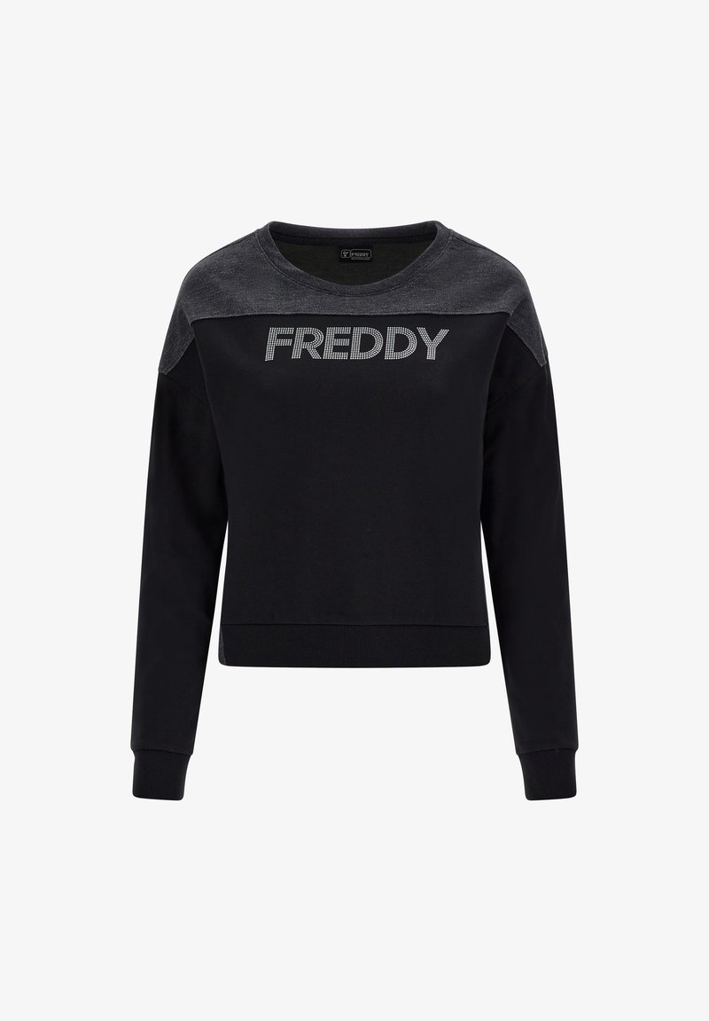 Sweat-shirt court noir à manches longues avec un panneau d’épaule gris foncé et le texte "FREDDY" en petits points blancs sur la poitrine.