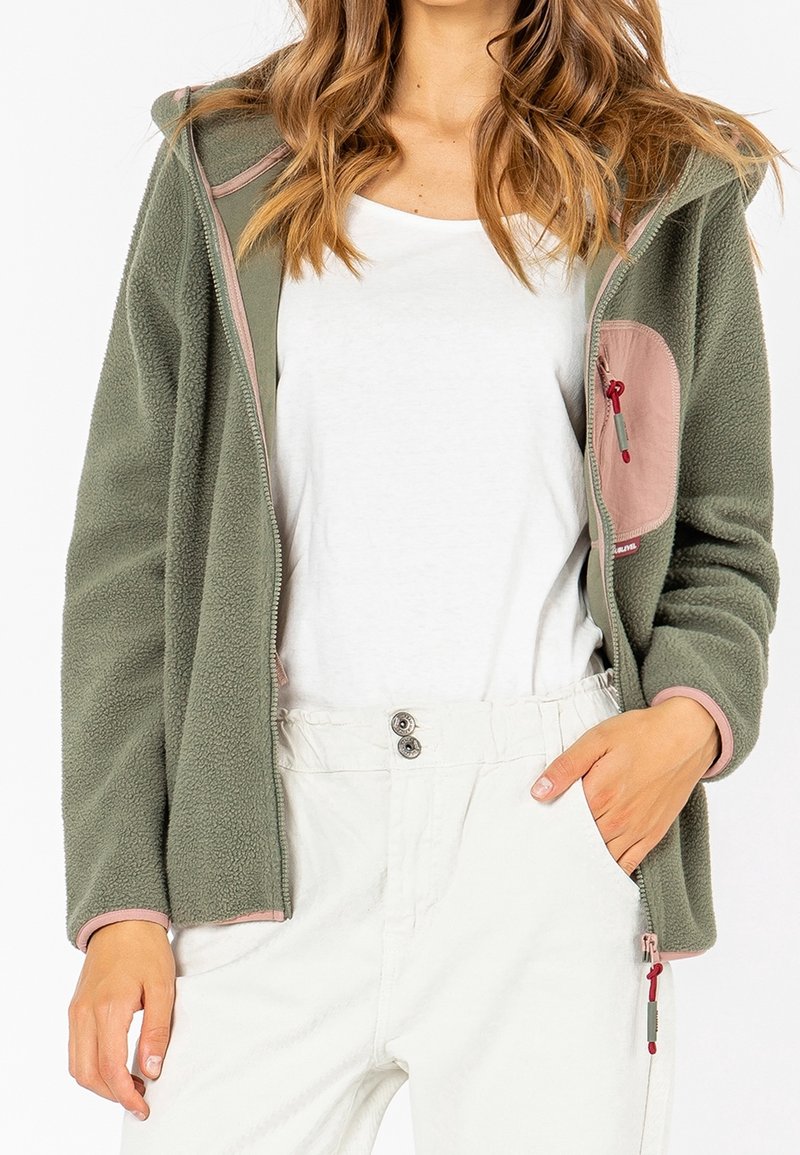 Sublevel Wide leg Pantaloni con pieghe in Mela | ABOUT YOU
