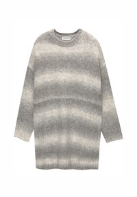 Pull en maille gris clair avec un motif dégradé, col rond et manches longues. Texture douce avec ourlet côtelé.