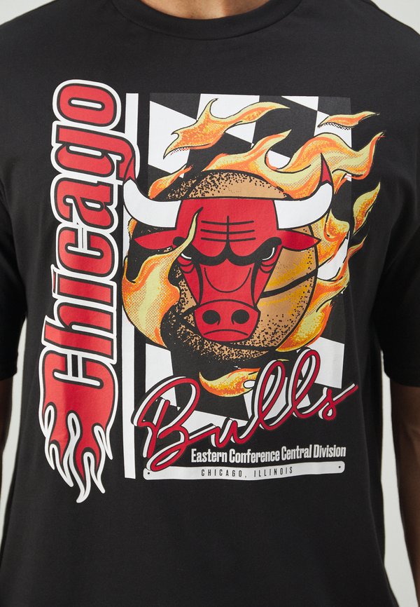 NBA CHICAGO BULLS FLAME OVERSIZE TEE - Club wear3