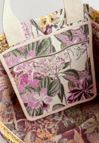 Next KEW GARDENS TAPESTRY - Rankinė - pink