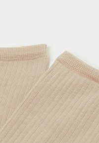 Calzedonia KURZE STREIFEN - Calcetines - beige
