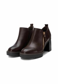 Carmela Botines con plataforma - brown