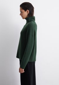 Marc O'Polo DENIM ROLLKRAGEN LOOSE AUS SOFTEM-MIX Trui