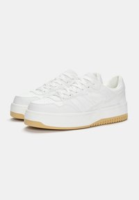 CHUNKY SNEAKERS - Sneakers - white