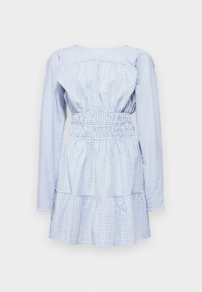 Modra karirana obleka z dolgimi rokavi, elastičnim pasom in večplastnim volančastim robom. Narejena iz lahkotnega bombažnega materiala.
