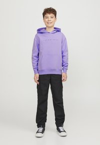 Jack & Jones Junior JJESTAR  NOOS  - Mikina s kapucí - purple rose