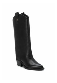 Carmela Botas - black
