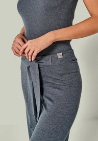 YOU LOOK PERFECT SET - Pyjama - anthracite