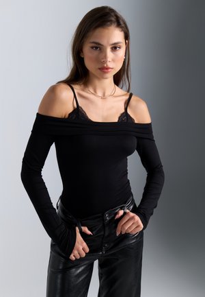 Top s dlhým rukávom - black