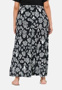 Ulla Popken BOHO TIERED FLOUNCE PANEL - Gonna lunga - black