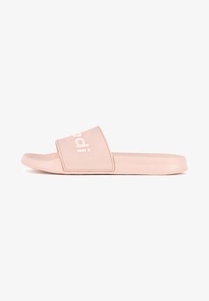 Sandali rosa con una larga fascia con logo, suola piatta e texture liscia opaca. Progettati per il comfort e un uso casual.