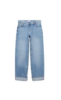 Svetlo modri jeans s ravnim krojem, z zavihanimi robovi, vidnim šivanjem, petimi žepi in gumbnim zapiranjem.