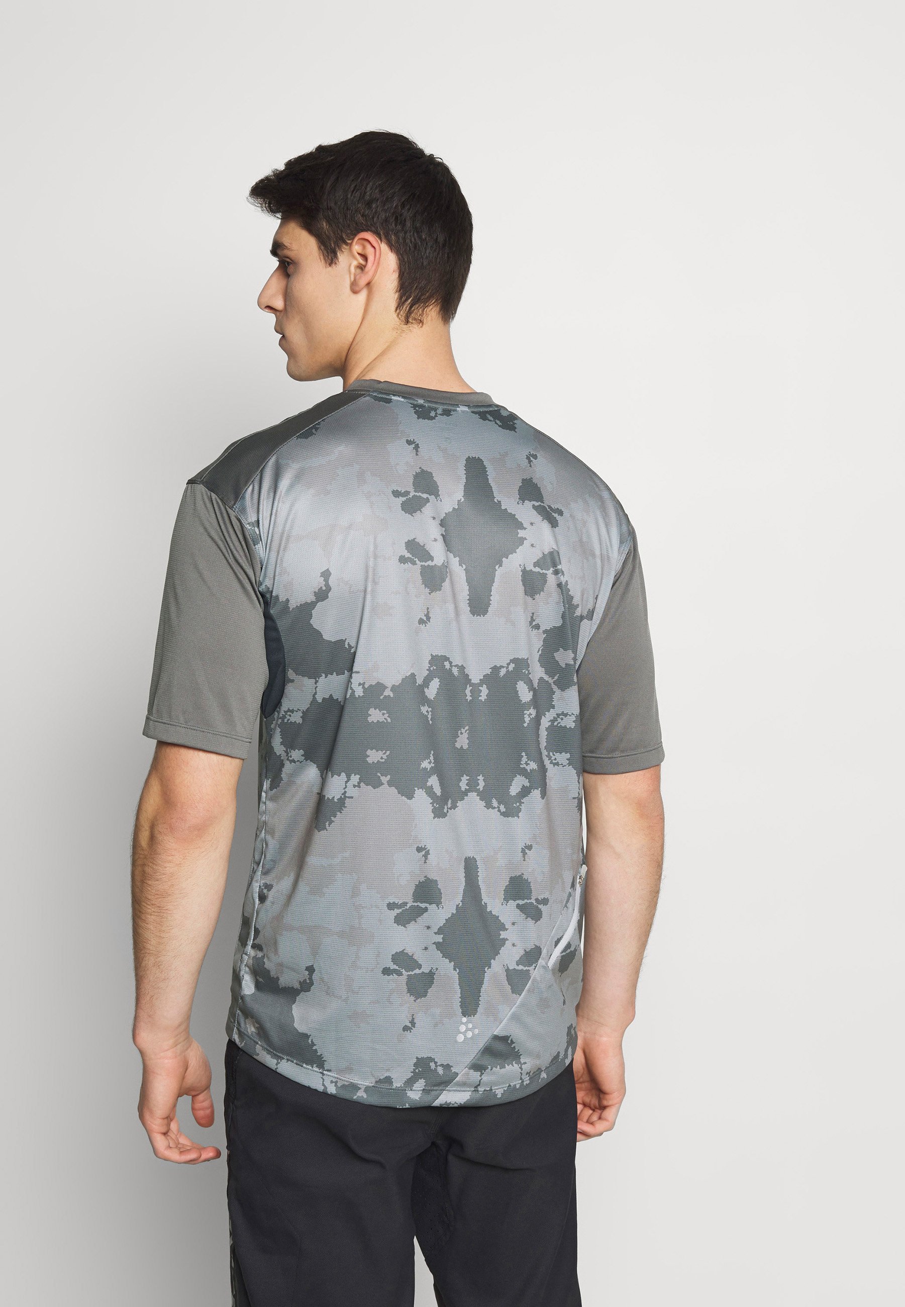 Craft HALE T shirts med print cinder Zalando.no Craft HALE - T-shirts med print - cinder