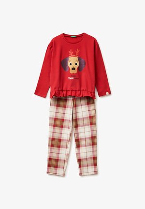 Camiseta roja de manga larga con cara de perro reno y texto "Happy PAWlidays", combinada con pijama de pantalón largo de cuadros beige y rojo.