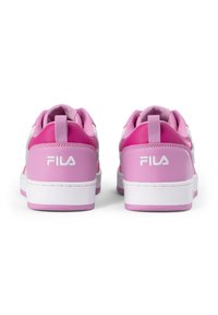 Fila REGA - Sneaker low - white moonlite mauve