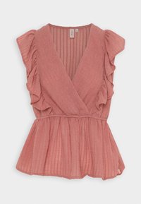 Persikofärgad, lätt blus med knuten front, rynkade korta ärmar och texturerad, krinklad tyg. Något utsvängd nederkant.