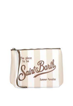 Piccola pochette beige e bianca a righe con cerniera marrone e scritta "The place to be Saint Barth Summer Paradise" in caratteri marroni.