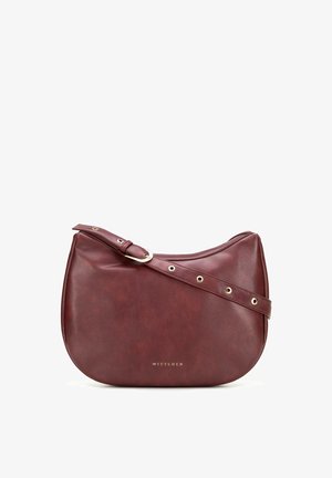 Borsa a tracolla in pelle rosso scuro con tracolla regolabile e fibbia dorata, nome del marchio "WITTCHEN" impresso al centro anteriore.
