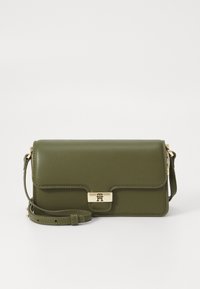 Izbrano, huntsman green